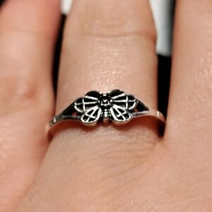 NEW Silver Crossed-Wing Butterfly Ring